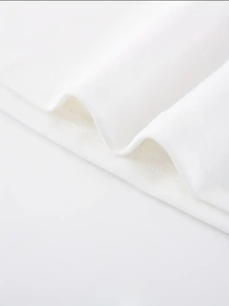 Camiseta Elegante para Mujer – Top Corto Minimalista de Primavera/Verano - BAKONE