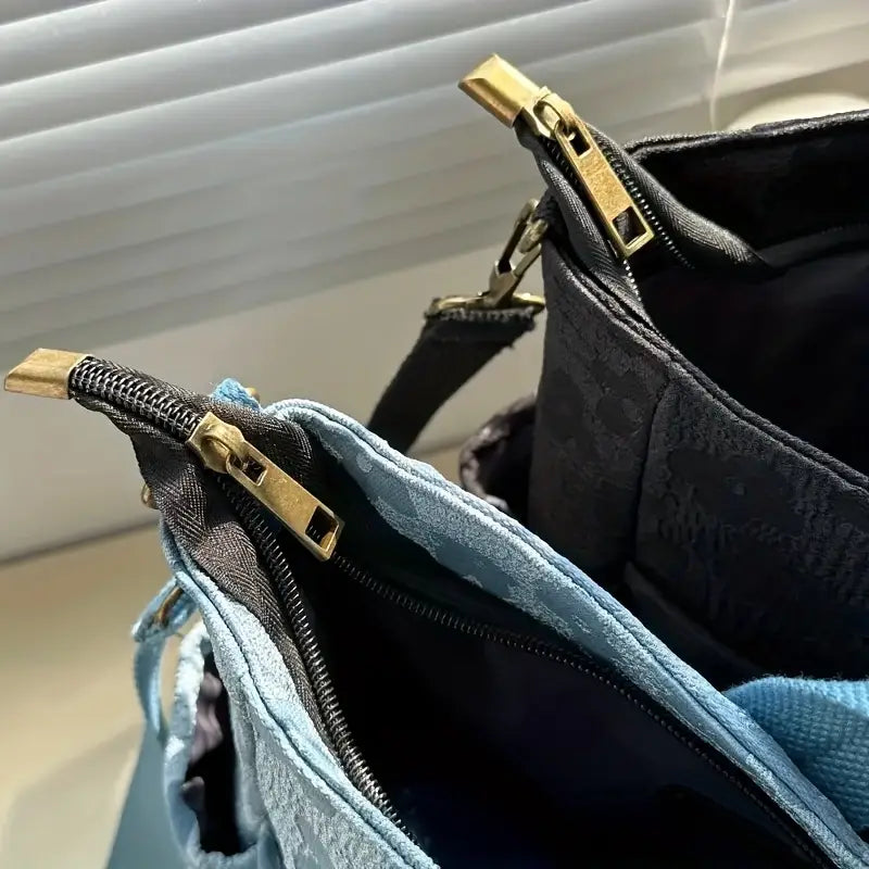 Bolso de Mano 3D con Diseño Floral – Estilo Casual y Juvenil