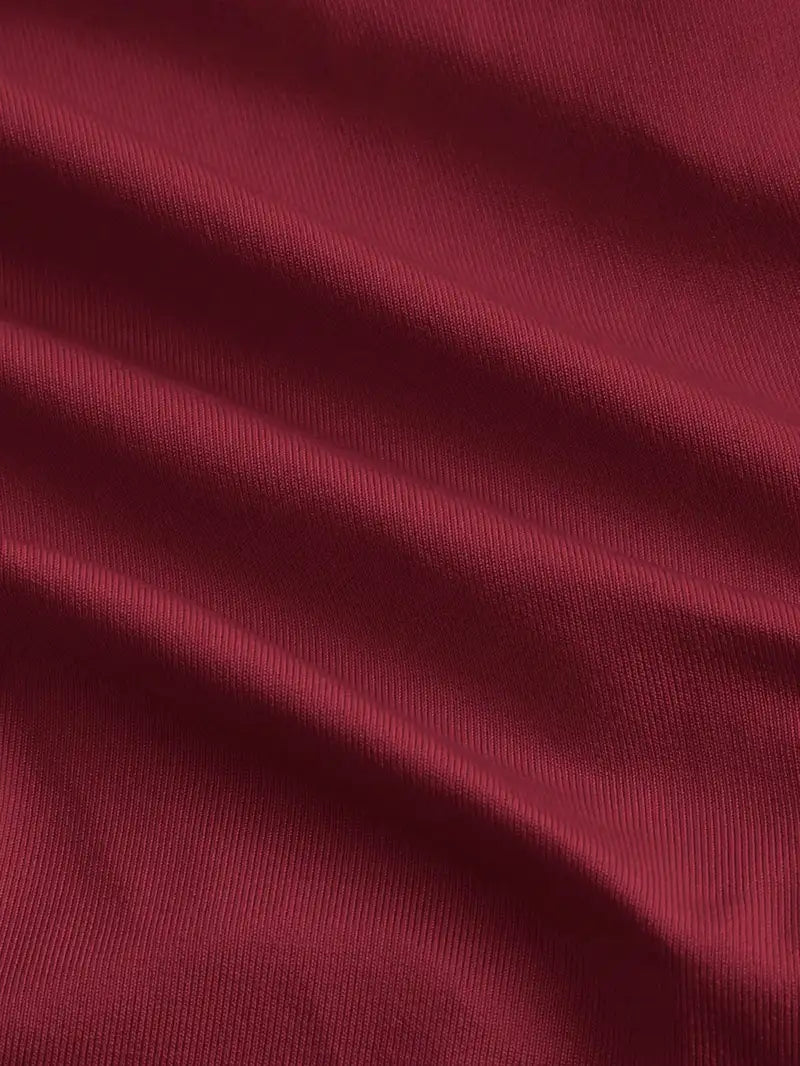 Blusa Halter Cruzada Burdeos – Elegancia Sofisticada y Sexy