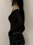 Camiseta Y2K con Hombros Descubiertos – Estilo Moderno y Atemporal