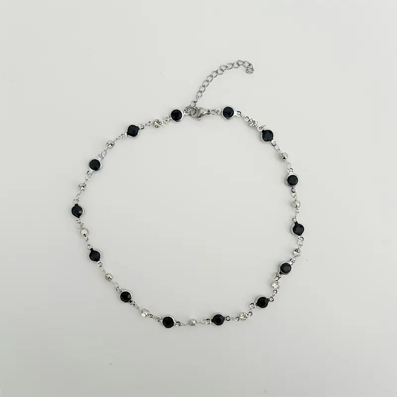 Set de Collar y Aretes de Rosas Negras con Zirconias – Joyería Elegante y Sofisticada para Mujer