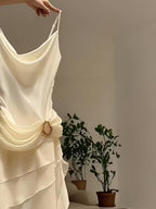 Vestido de Noche Formal Elegante para Mujer – Vestido Largo con Tirantes en Espiral y Cola Suelta