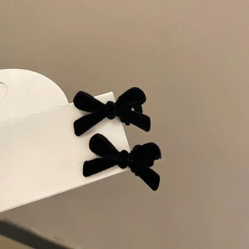 Set de 8 Pinzas para el Cabello con Lazo de Terciopelo Rojo y Negro para Mujer