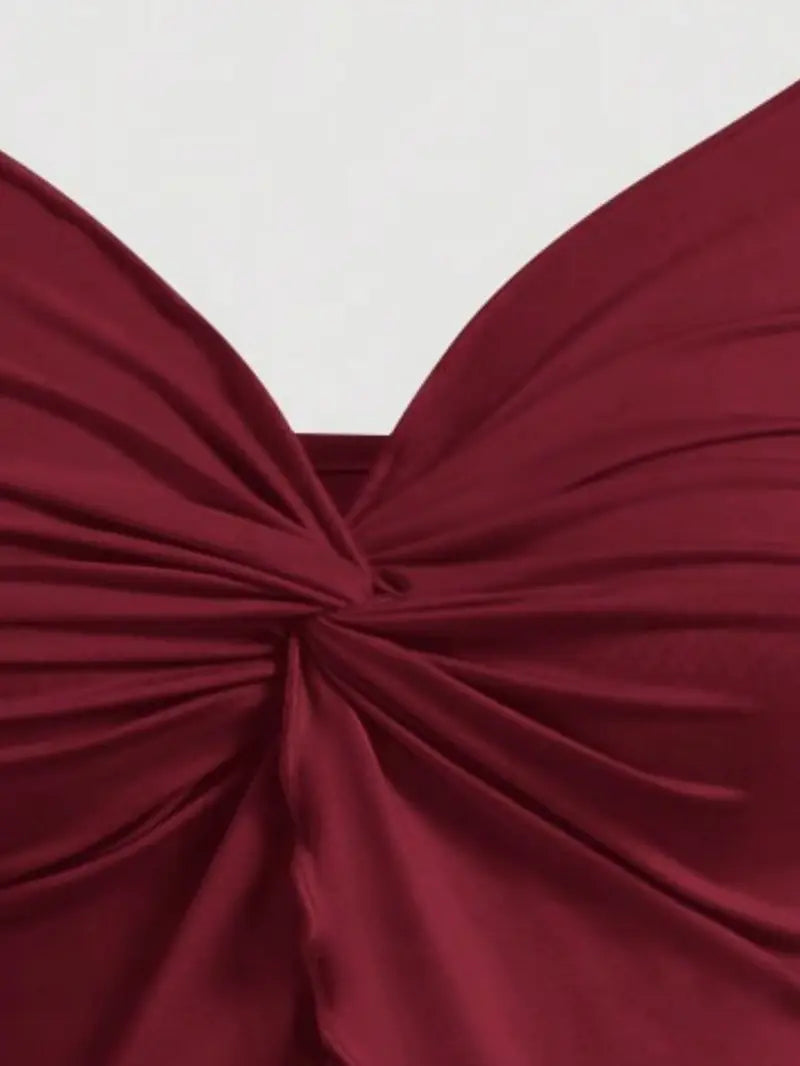 Blusa Halter Cruzada Burdeos – Elegancia Sofisticada y Sexy