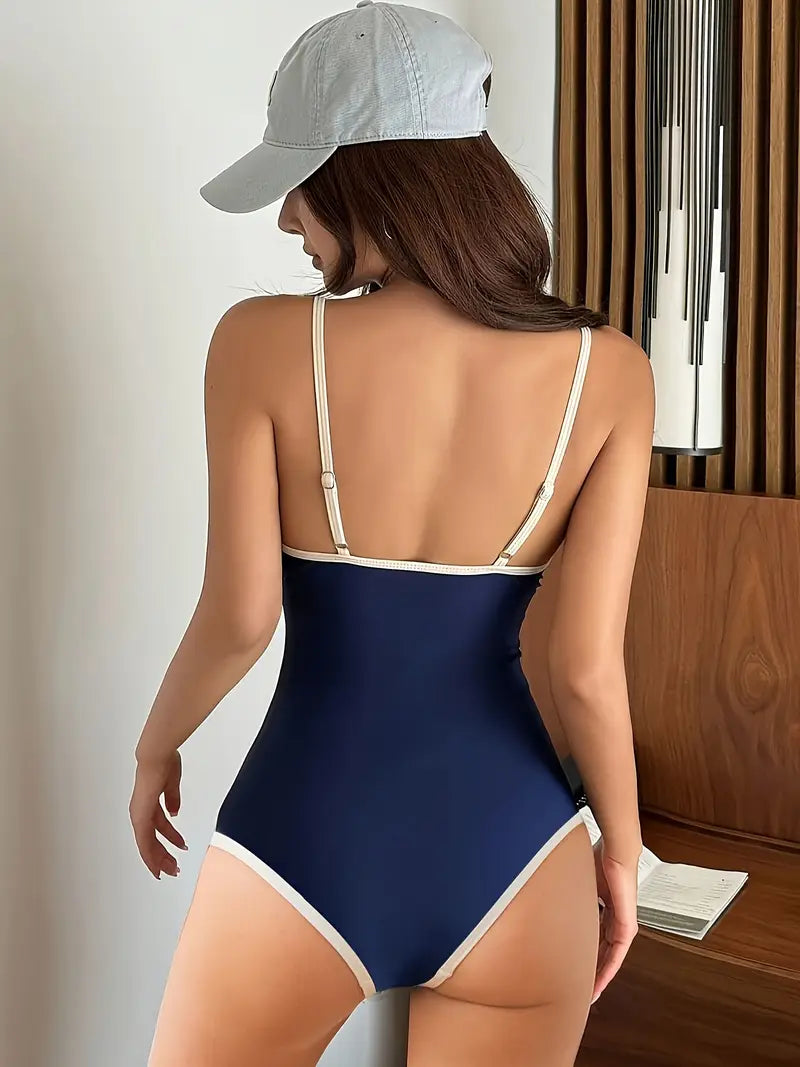 Traje de Baño Entero de Color Liso – Estilo Sexy y Sofisticado