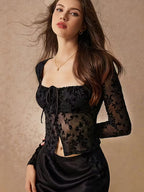 Blusa Negra de Encaje y Malla con Lazo – Estilo romántico gótico y Semitransparente