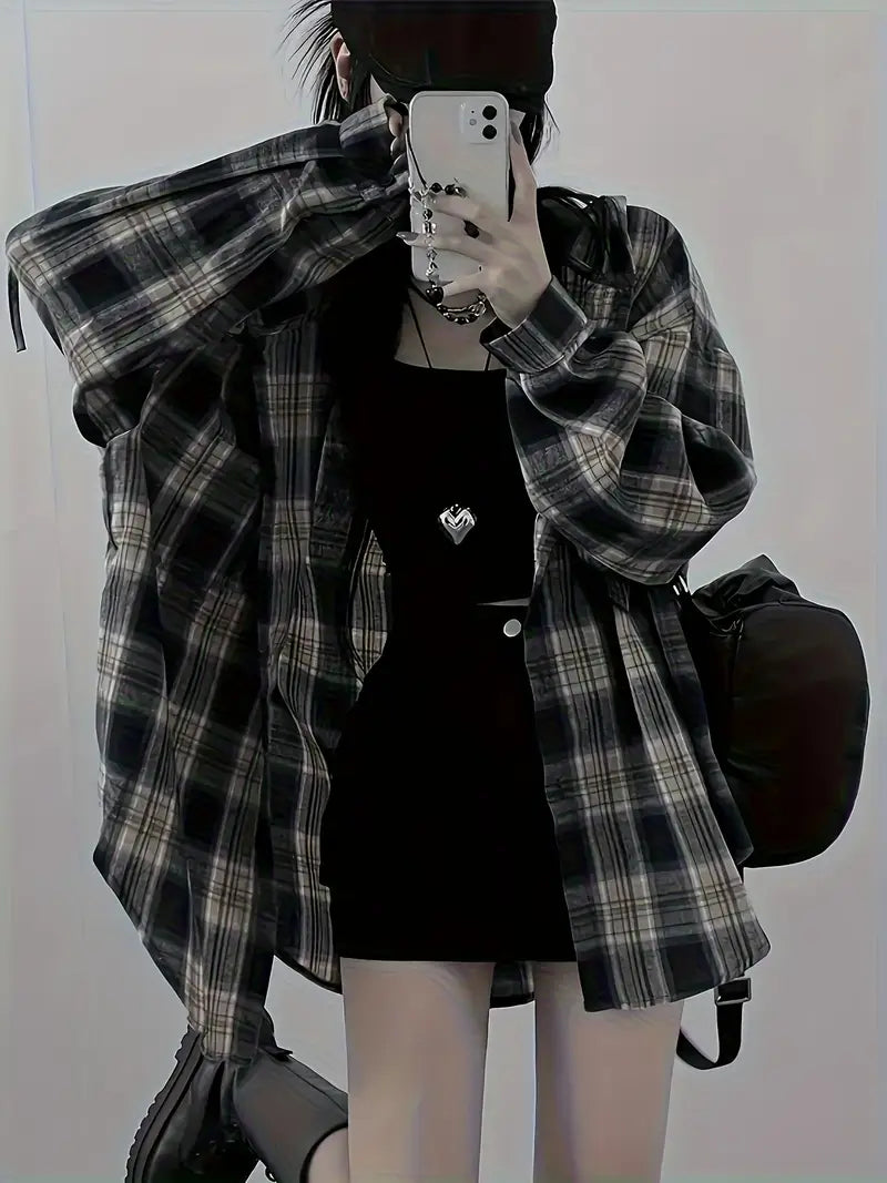 Blusa Coreana de Moda para Mujer – Camisa a Cuadros Blanco y Negro, Manga Larga con Botones, Estilo Chic y Versátil