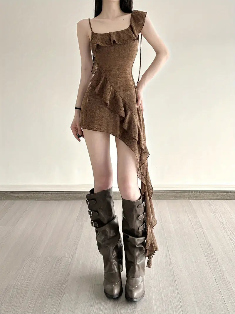 Vestido Bohemio Asimétrico con Cuello Cuadrado y Volantes