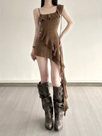 Vestido Bohemio Asimétrico con Cuello Cuadrado y Volantes