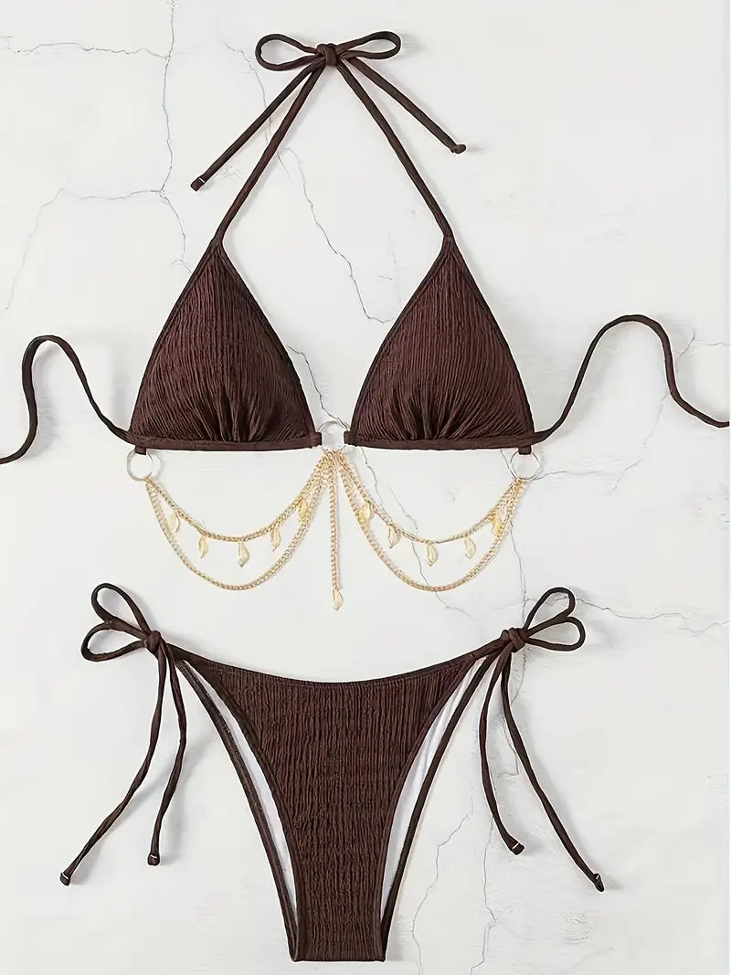 Bikini Sexy de Dos Piezas con Cadena Dorada – Estilo Halter y Corte Moderno