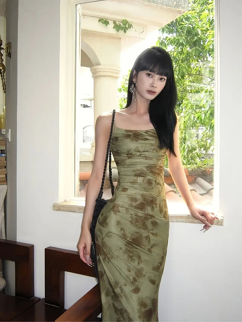 Vestido Floral Verde de Hombro Descubierto con Tirantes Ajustables