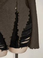 Top Asimétrico con Ribete de Lechuga — Estilo Y2K Moderno y Femenino - BAKONE