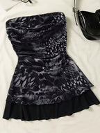 Top Corto sin Tirantes con Estampado de Leopardo Acuarela — Estilo Y2K con Volantes en Capas y Toque Moderno - BAKONE