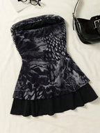 Top Corto sin Tirantes con Estampado de Leopardo Acuarela — Estilo Y2K con Volantes en Capas y Toque Moderno - BAKONE